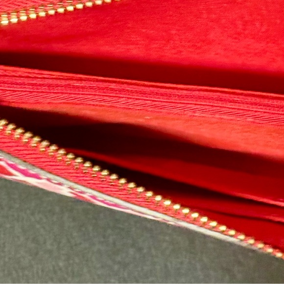 Nanette Lepore Heart Pattern Clutch in Red and Pink - Picture 2 of 2